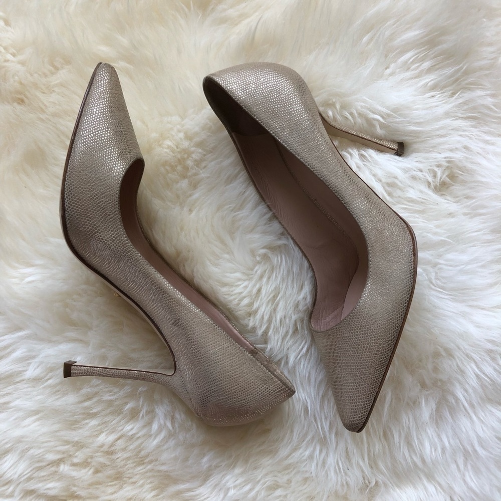 Sergio Rossi Gold Embossed Pointed Toe Pump 38 - Picture 7 of 8